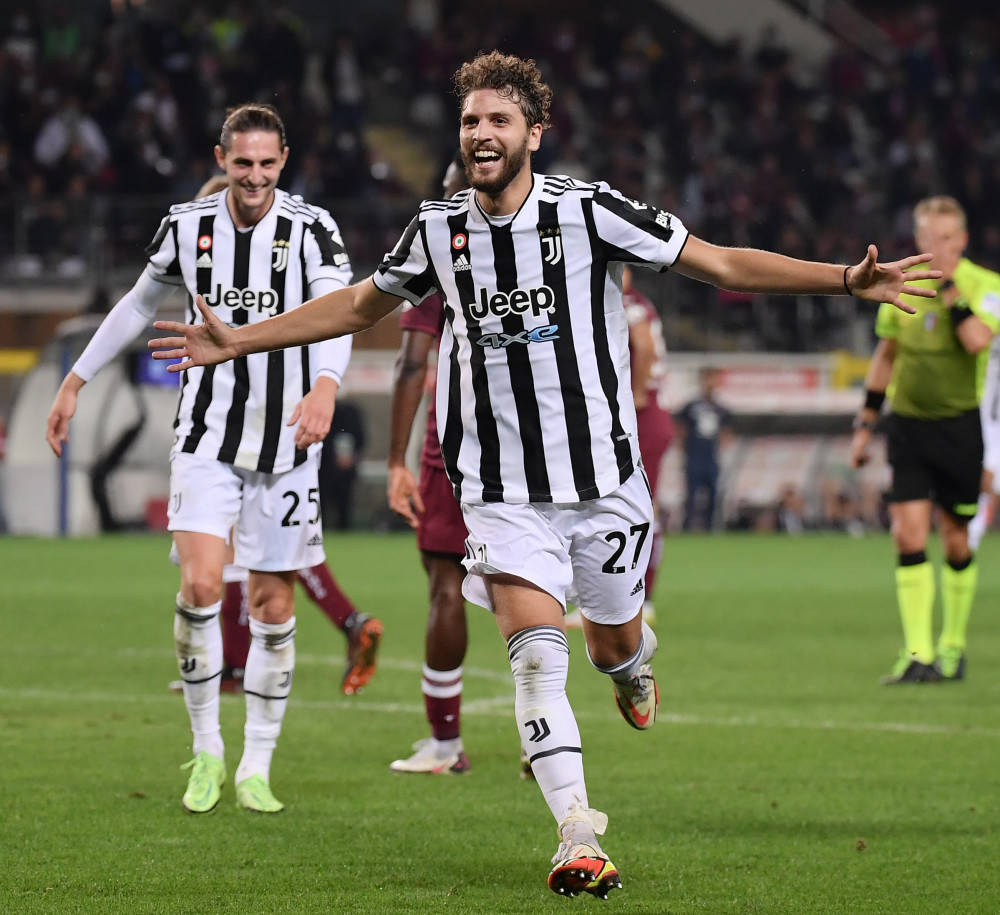 爱游戏在线登录-关于尤文图斯险胜晋级八强，赛季表现逐渐好转的信息