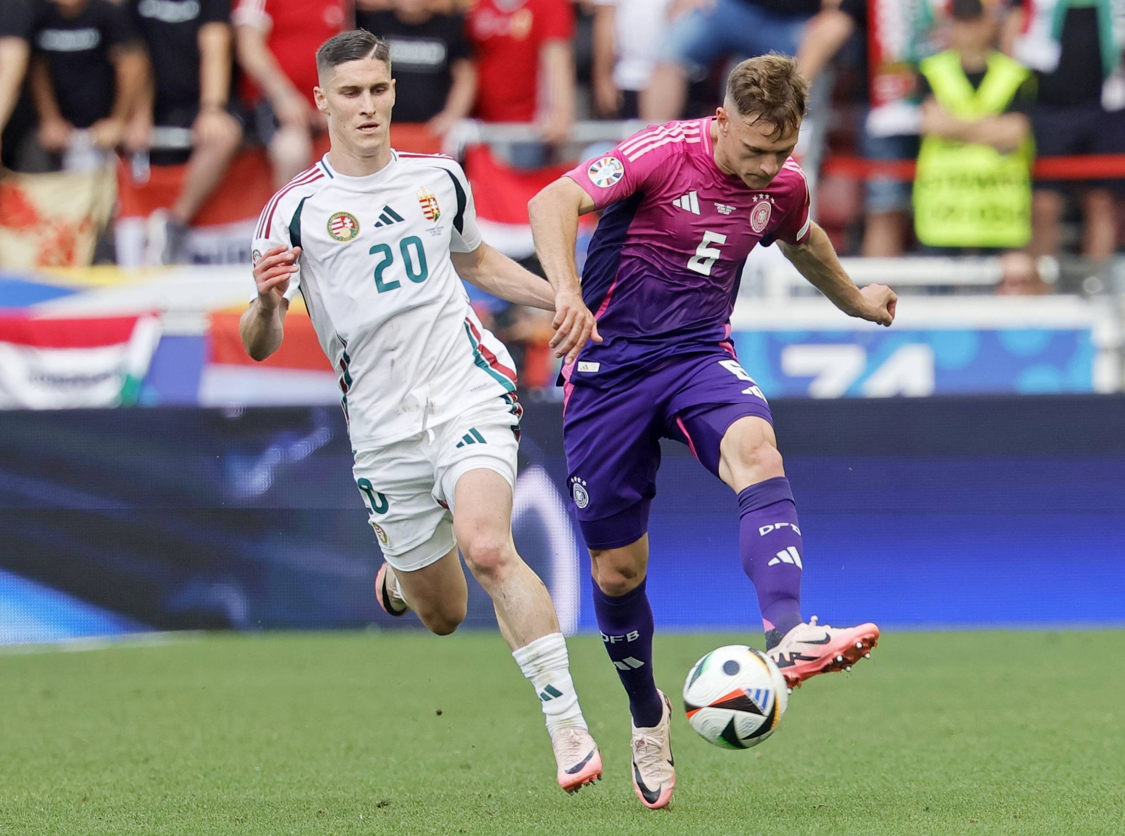 爱游戏官方登录入口-斯洛伐克队力克巴尔干，赢得欧锦赛参赛机会的简单介绍