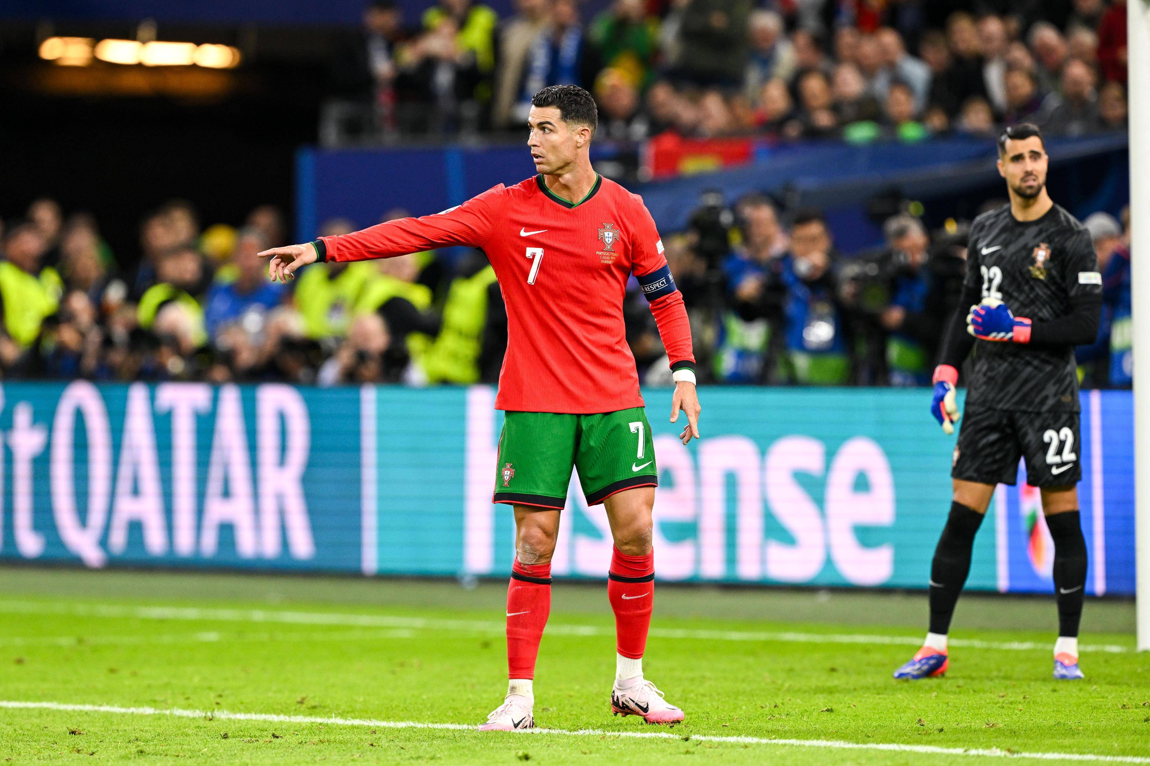 C罗助葡萄牙-轻松击败卢森堡国家队的简单介绍 C罗助葡萄牙-轻松击败卢森堡国家队的简单介绍