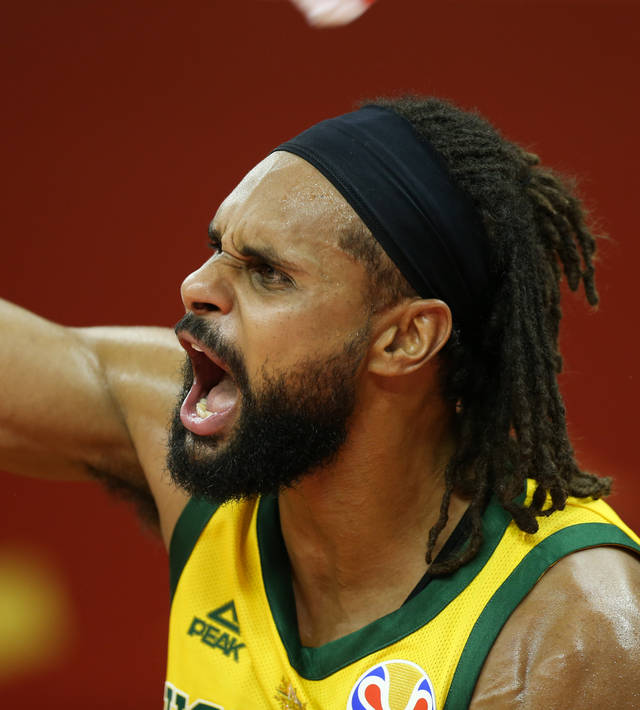 澳大利亚队晋级半决赛的喜悦 澳大利亚队晋级半决赛的喜悦