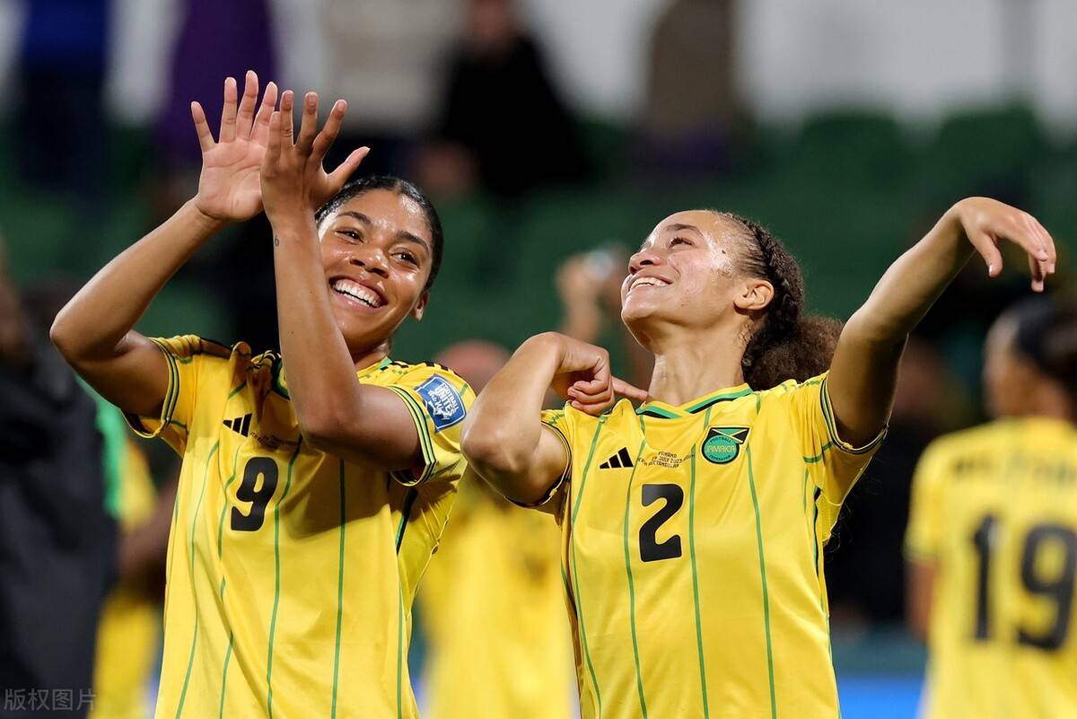 阿根廷女足展示高水平技术 阿根廷女足展示高水平技术