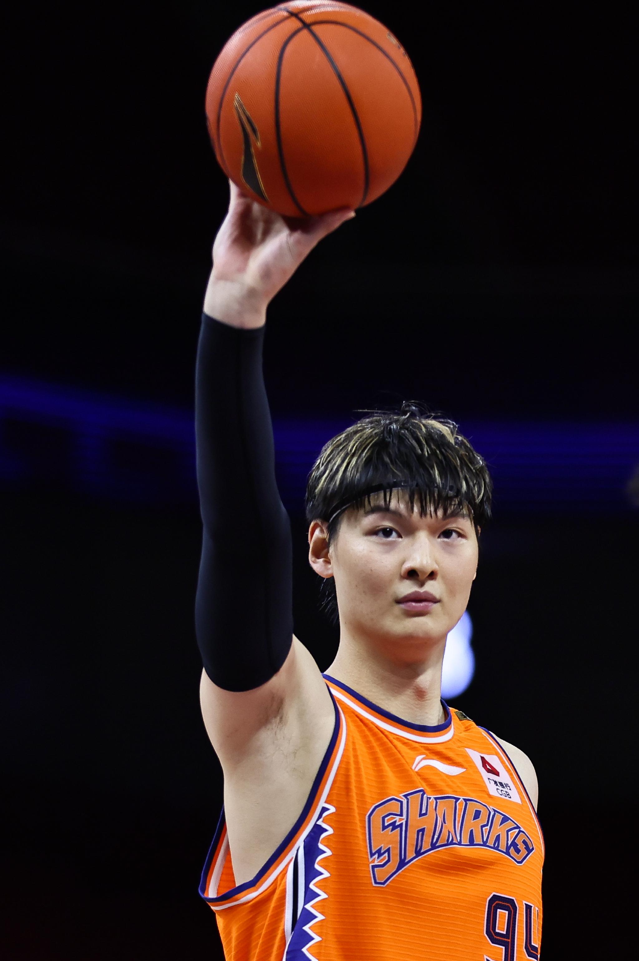 上海男篮迎战福建队,决心取得连胜 上海男篮迎战福建队,决心取得连胜