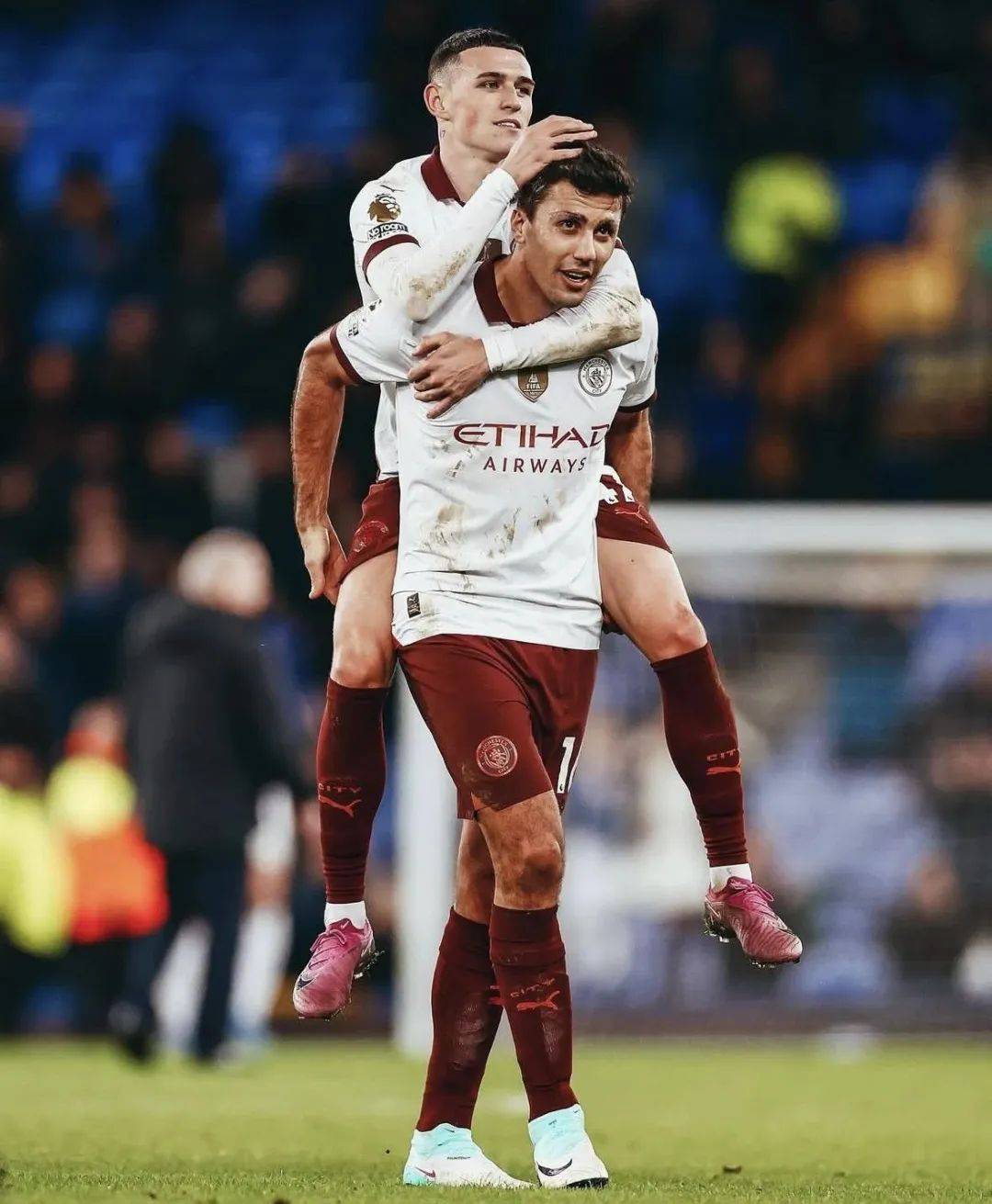 关于曼城客场不敌埃弗顿,连遭两连败积分落后领先对手的信息 关于曼城客场不敌埃弗顿,连遭两连败积分落后领先对手的信息