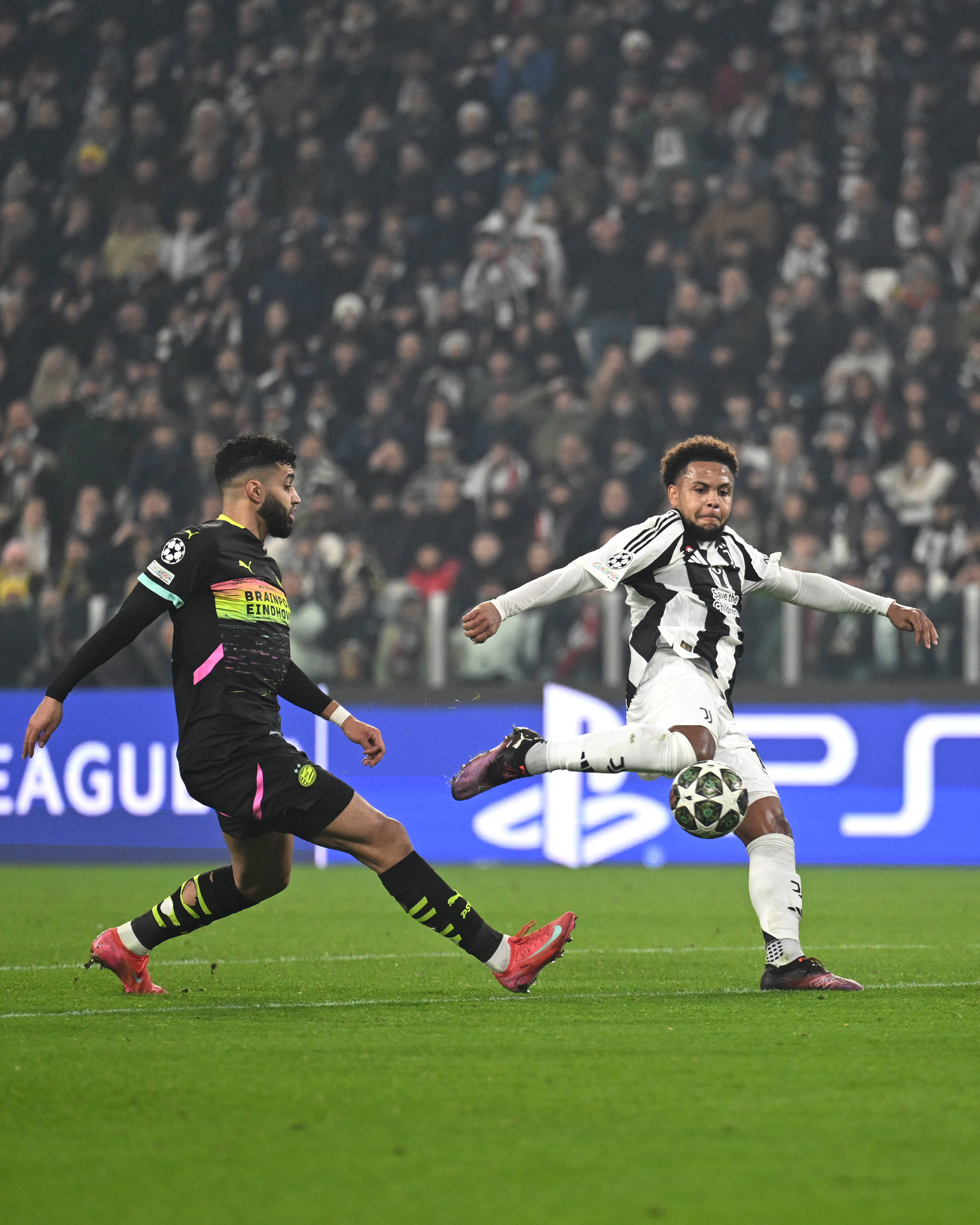 皇马客场战胜马赛,提前锁定欧冠小组第一 皇马客场战胜马赛,提前锁定欧冠小组第一