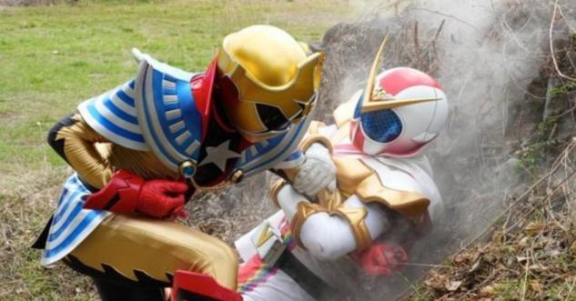 关于东亚足球赛场上掀起一波又一波激情的信息 关于东亚足球赛场上掀起一波又一波激情的信息