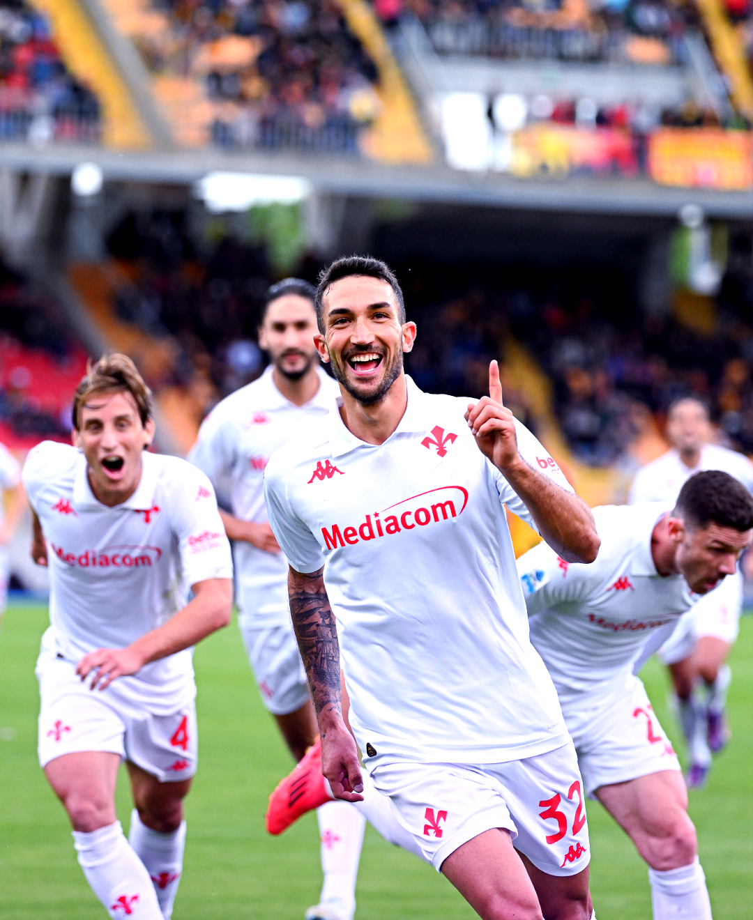 罗马较量佛罗伦萨,球员们互有胜负 罗马较量佛罗伦萨,球员们互有胜负