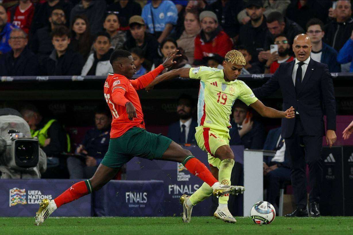 包含球队首场比赛平稳出发,欧国联战况如何的词条 包含球队首场比赛平稳出发,欧国联战况如何的词条