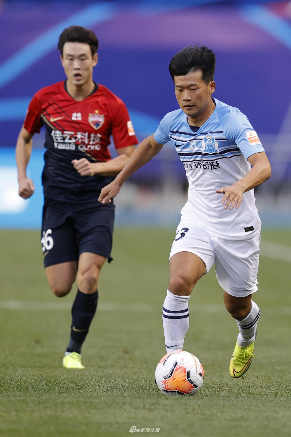 深圳佳兆业主场击败广州富力实现反超 深圳佳兆业主场击败广州富力实现反超