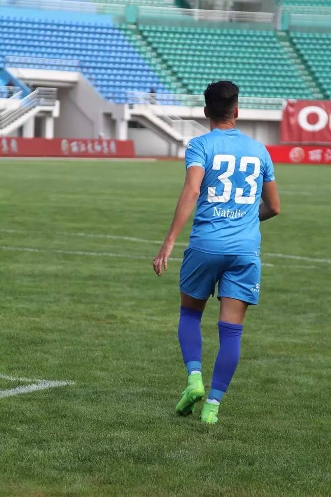 北京人和主场遭遇逆转,惜败对手 北京人和主场遭遇逆转,惜败对手