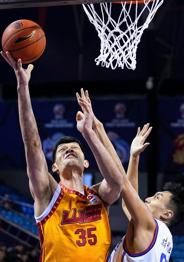 爱游戏体育官网-河北队击败天津队，豪取三分