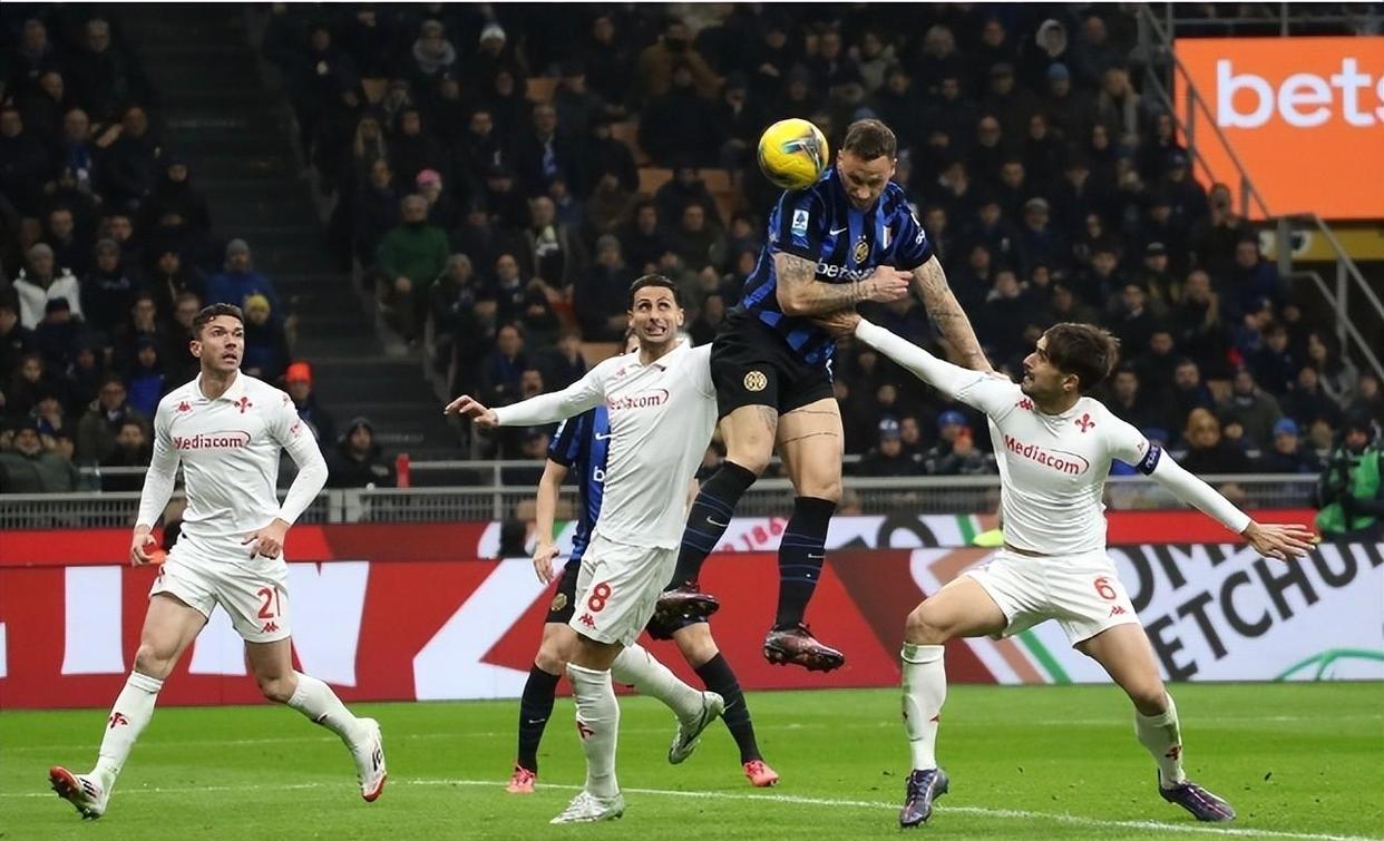 爱游戏网页版入口-那不勒斯主场不敌佛罗伦萨，遭遇两连败